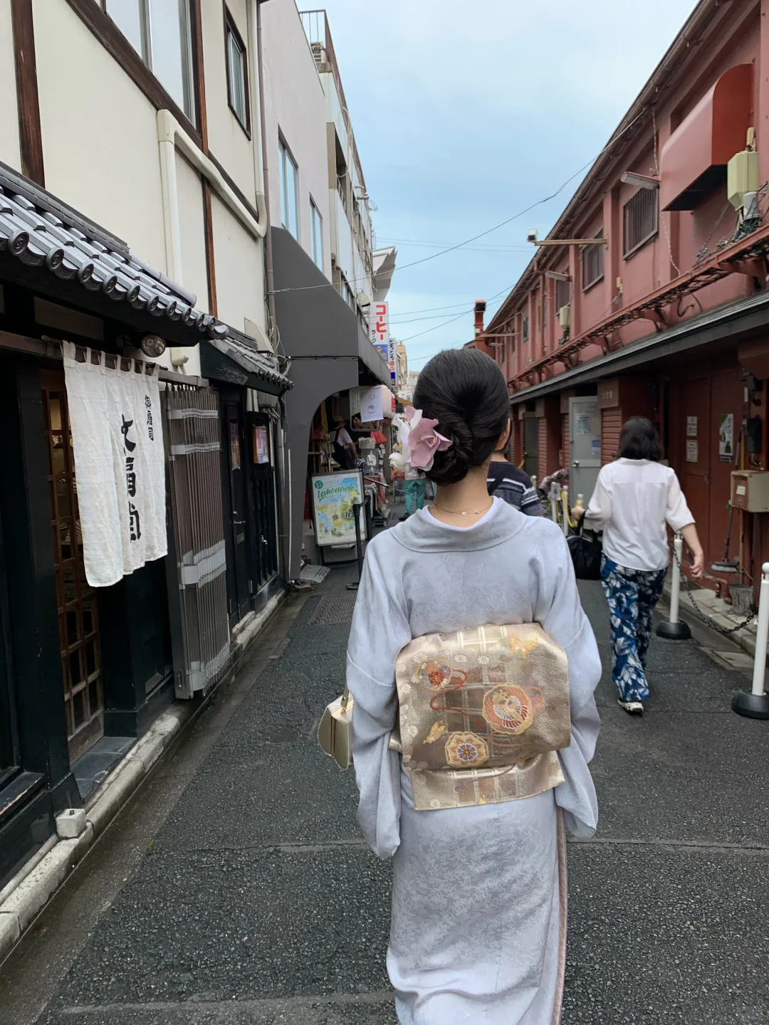 茶席介绍中茶品与空间使用条件，怎样分开理解配图
